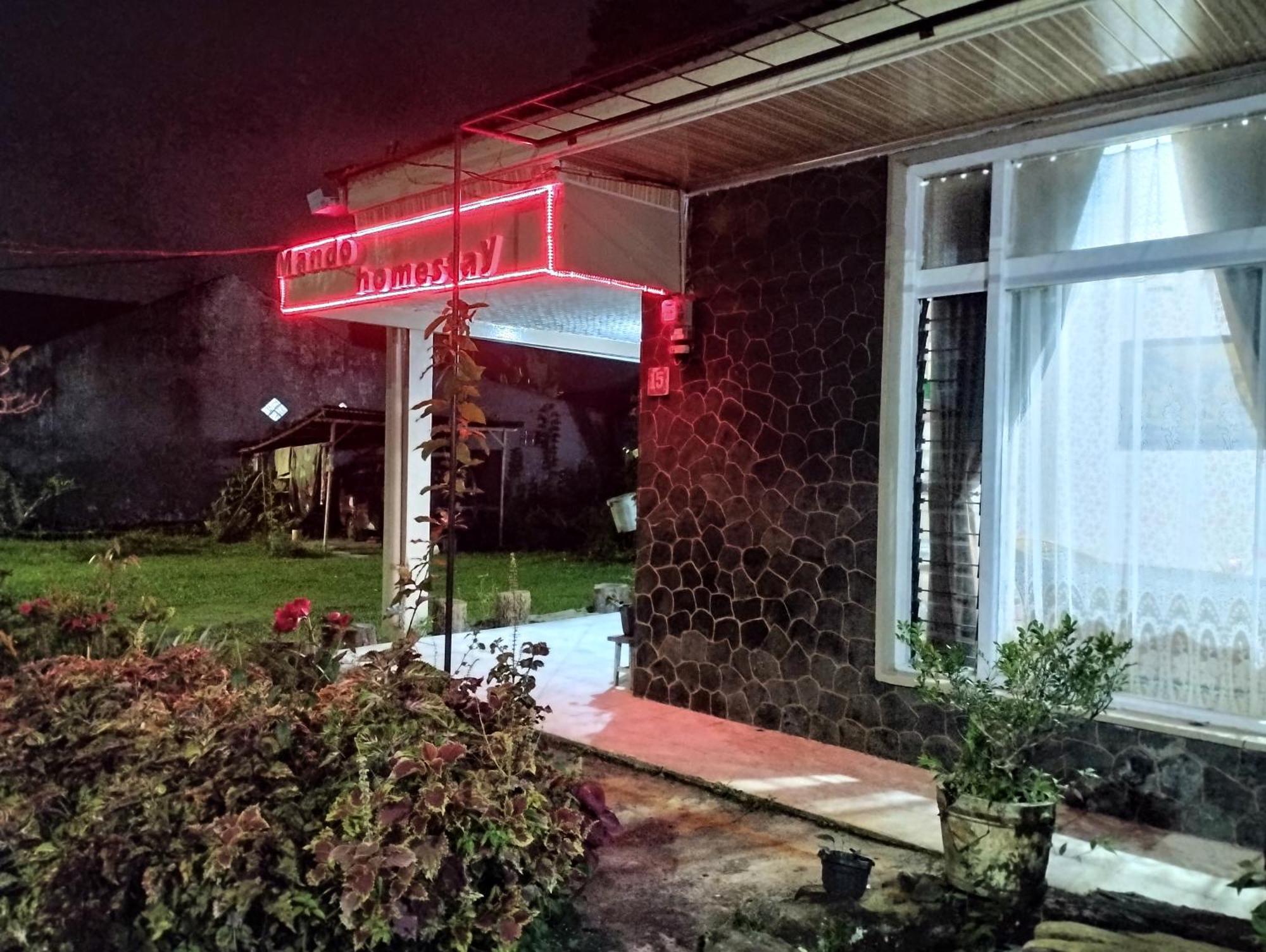 Mando Homestay III บูกิตติงกี ภายนอก รูปภาพ