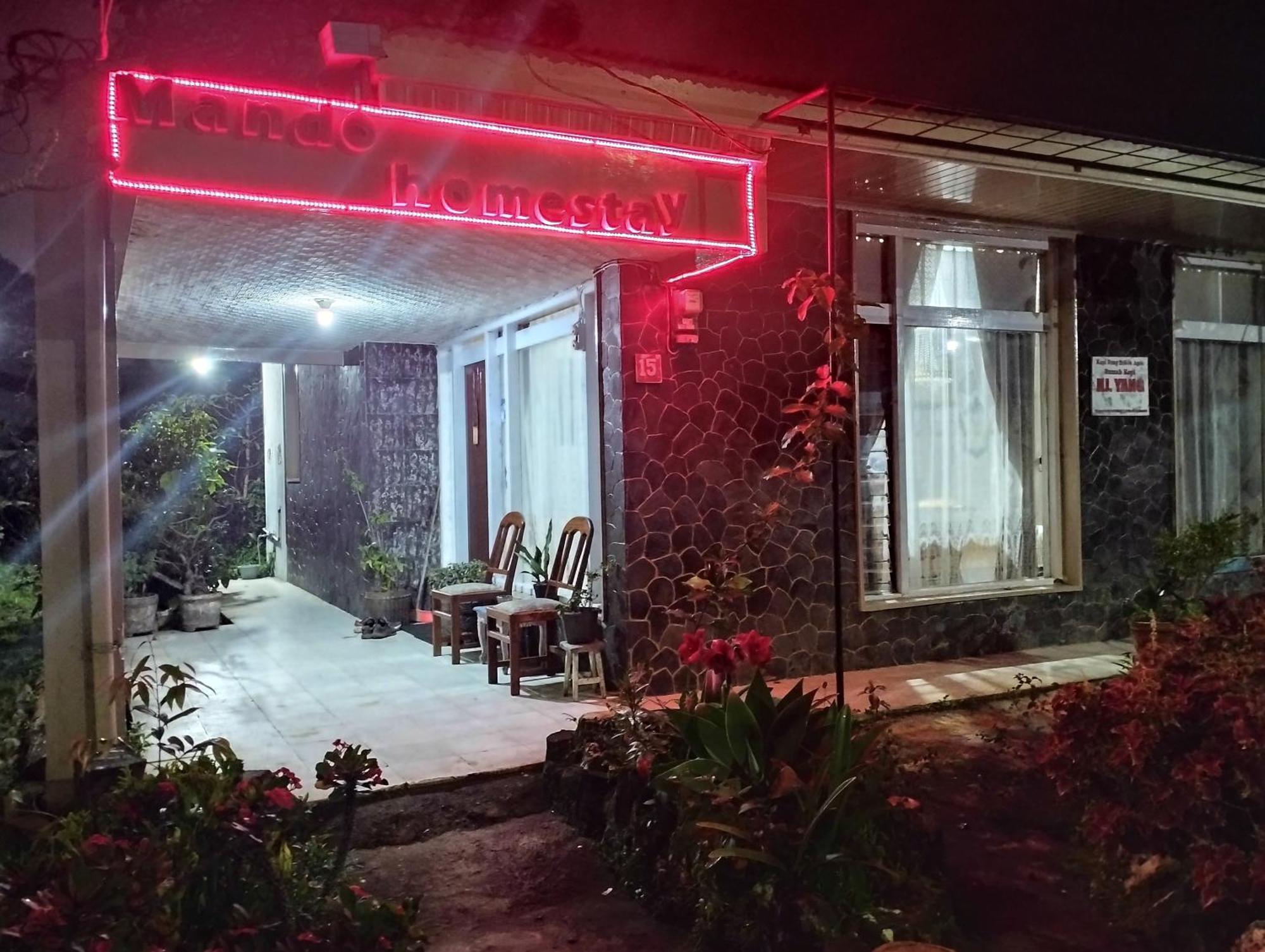 Mando Homestay III บูกิตติงกี ภายนอก รูปภาพ