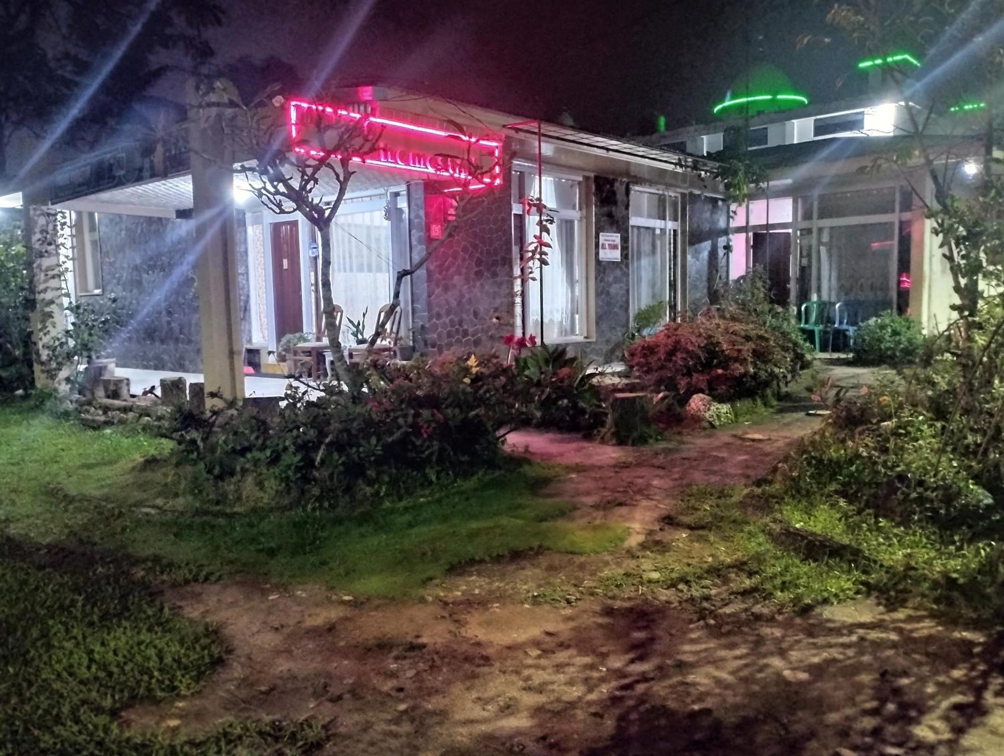 Mando Homestay III บูกิตติงกี ภายนอก รูปภาพ